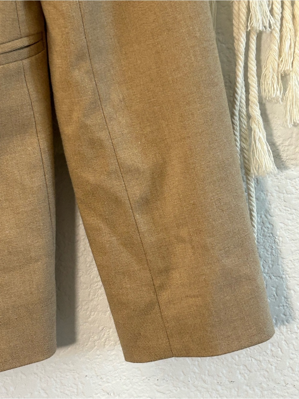 Chelsea 28 Classic Women's Tan Blazer Jacket - Tailored Two-Button - Picture 9 of 16